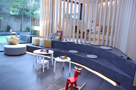 Orthodontics Sant Cugat clinic waiting room