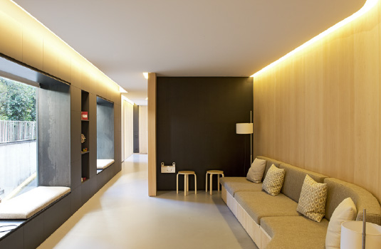 Ortodoncia Tres Torres Barcelona clínica sala espera Orthodontics Tres Torres Barcelona clinic waiting room