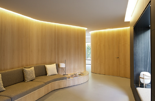 Ortodoncia Tres Torres Barcelona clínica sala espera Orthodontics Tres Torres Barcelona clinic waiting room