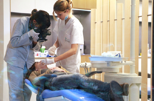 Ortodoncia Tres Torres Barcelona clínica salas tratamientos Orthodontics Tres Torres Barcelona clinic treatment rooms